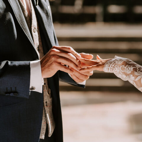 Marry on a Sunday